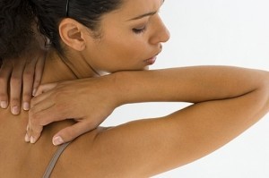 Угревая сыпь появляется обычно в верхней части спины